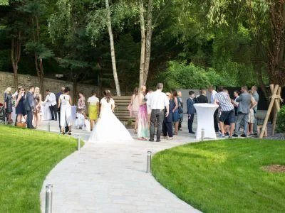 Fonds de commerce - Magasins - 900 m²