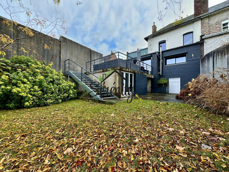 Maison - 175 m² - 8 pièces