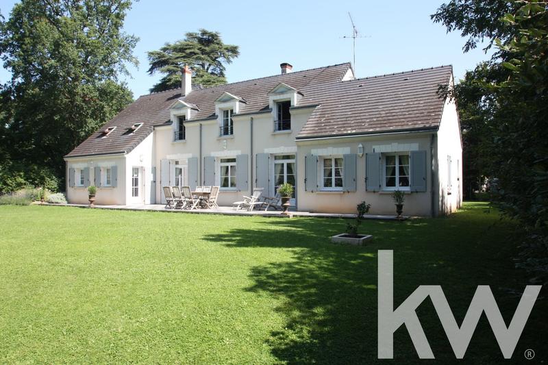 Maison - 219 m² - 7 pièces