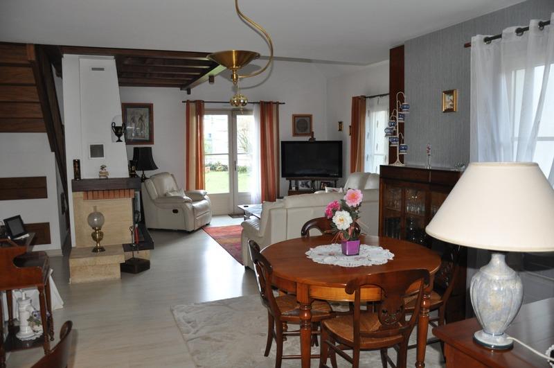 Maison - 131 m² - 6 pièces