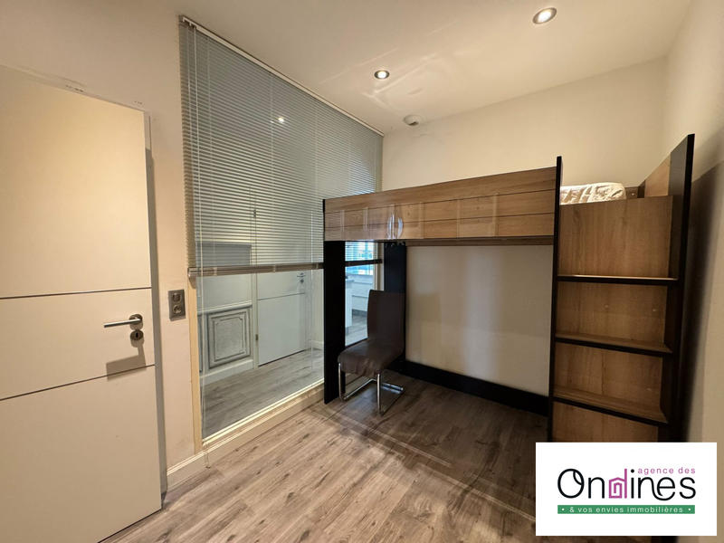 Appartement - 82 m² - 3 pièces