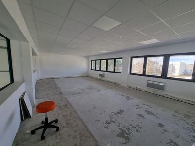 Local commercial - 230 m² - 2 pièces