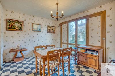 Maison traditionnelle - 74 m² - 4 pièces