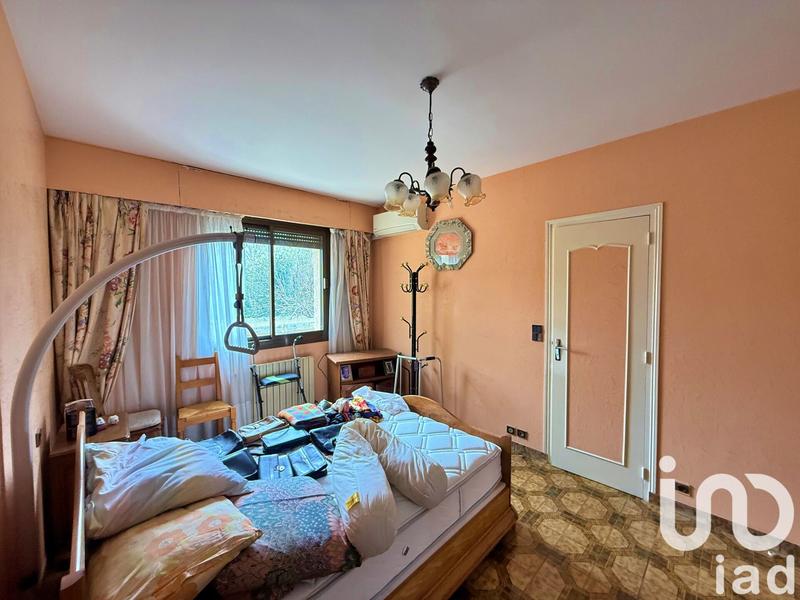 Maison - 182 m² - 7 pièces