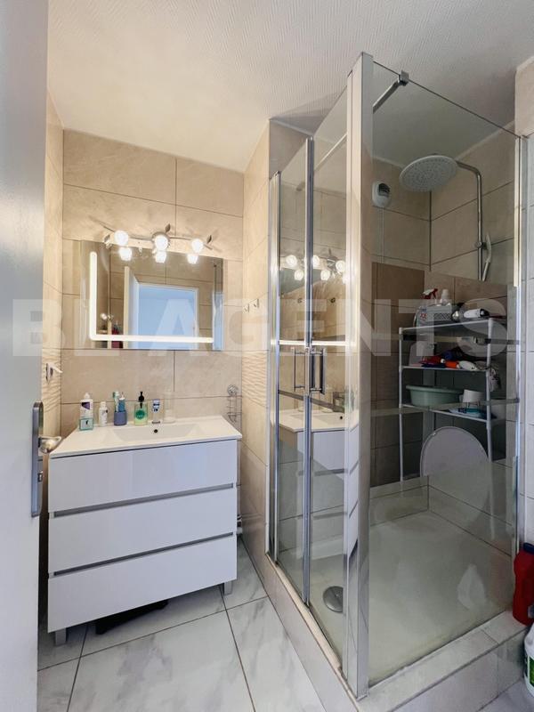 Duplex - 102 m² - 5 pièces