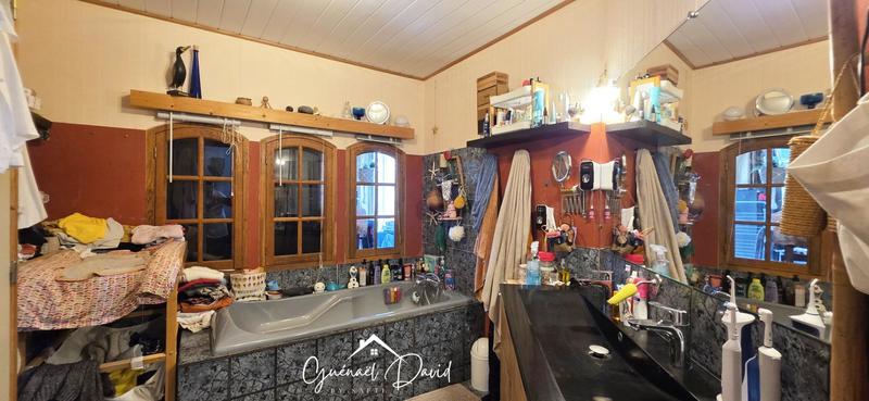 Maison - 128 m² - 7 pièces