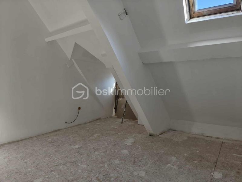 Maison ancienne - 110 m² - 8 pièces