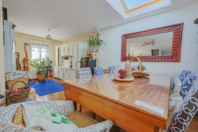 Maison - 105 m² - 5 pièces