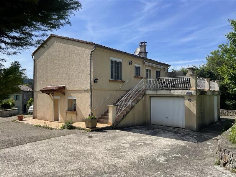 Maison - 132 m² - 7 pièces