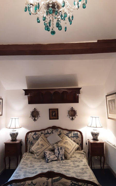 Maison - 240 m² - 7 pièces