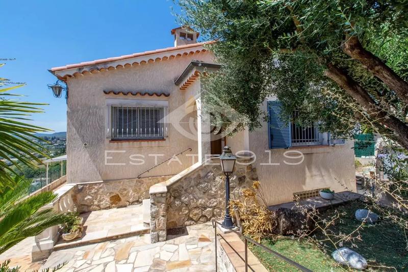 Villa - 181 m² - 7 pièces
