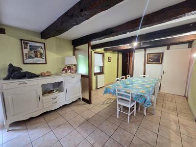 Maison - 136 m² - 5 pièces