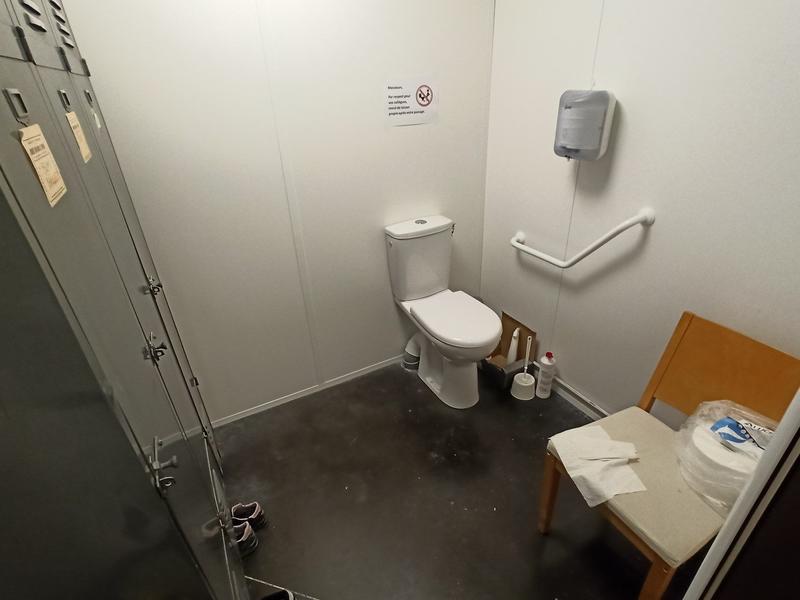 Local commercial - 318 m²