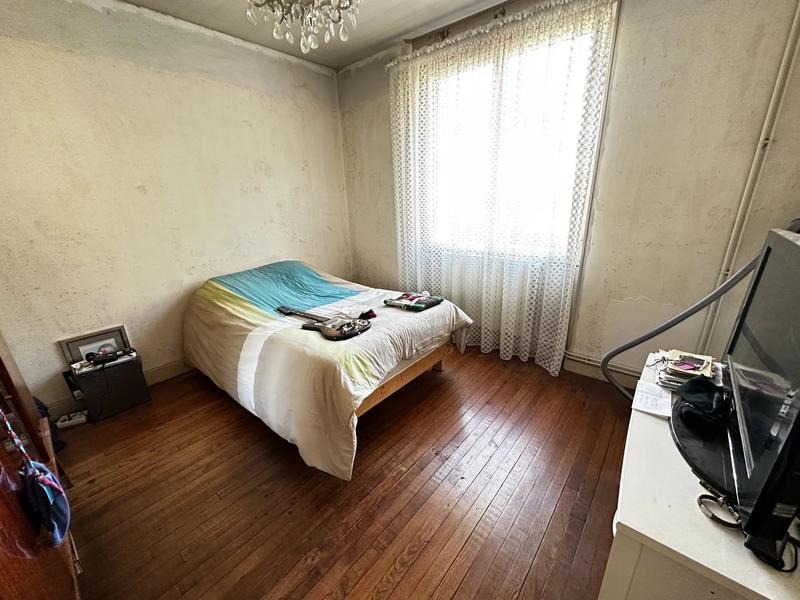 Maison - 111 m² - 6 pièces