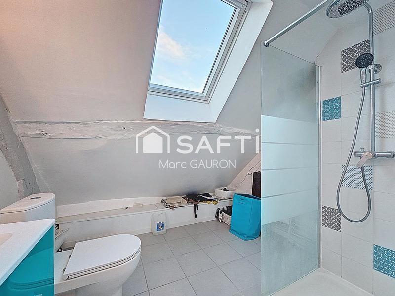 Maison - 202 m² - 8 pièces