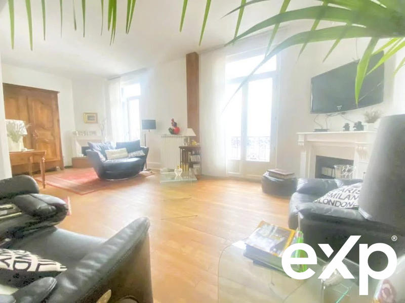 Maison - 146 m² - 7 pièces