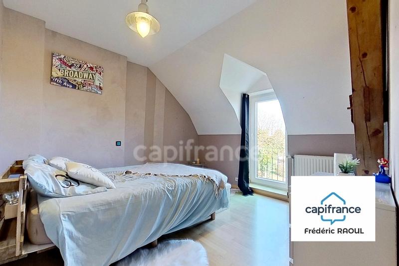 Maison - 187 m² - 8 pièces