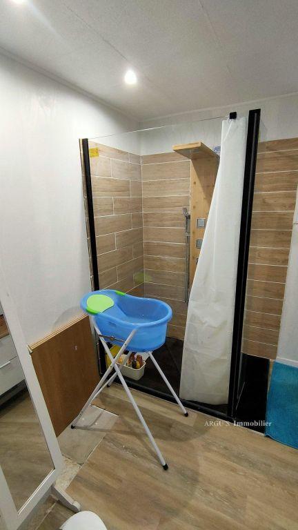 Maison - 260 m² - 5 pièces