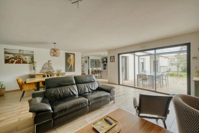 Maison - 127 m² - 5 pièces