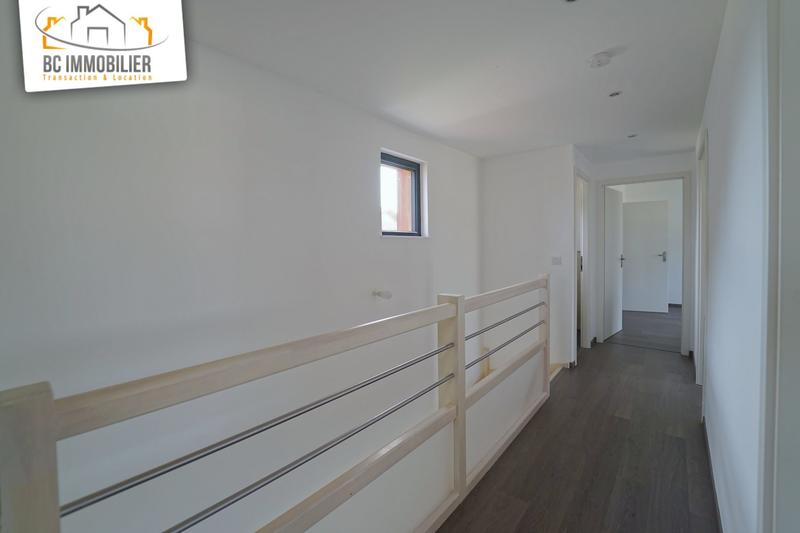 Maison - 104 m² - 5 pièces