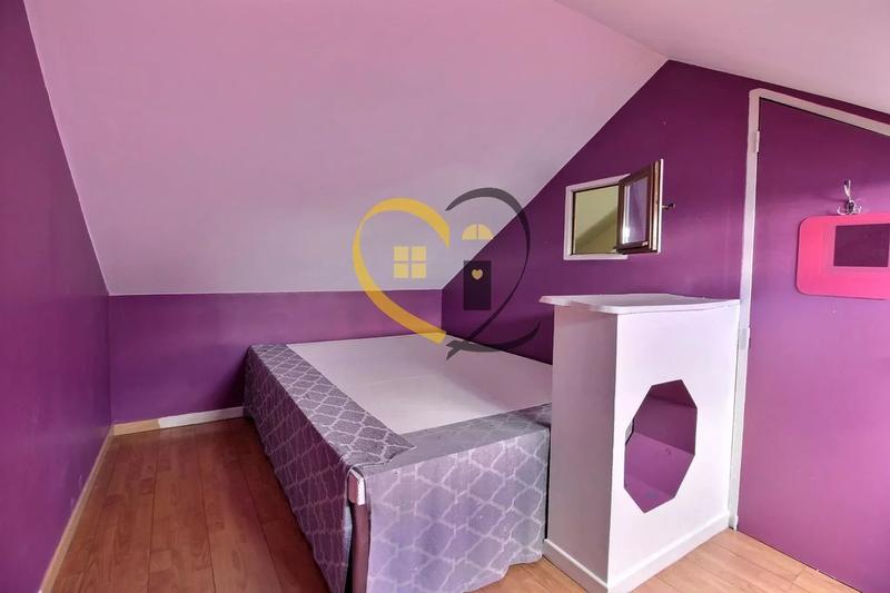 Maison - 95 m² - 6 pièces