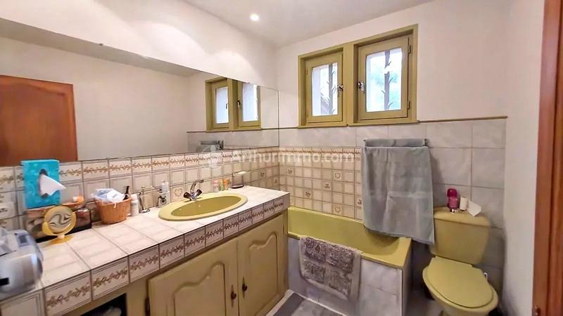 Maison - 174 m² - 8 pièces