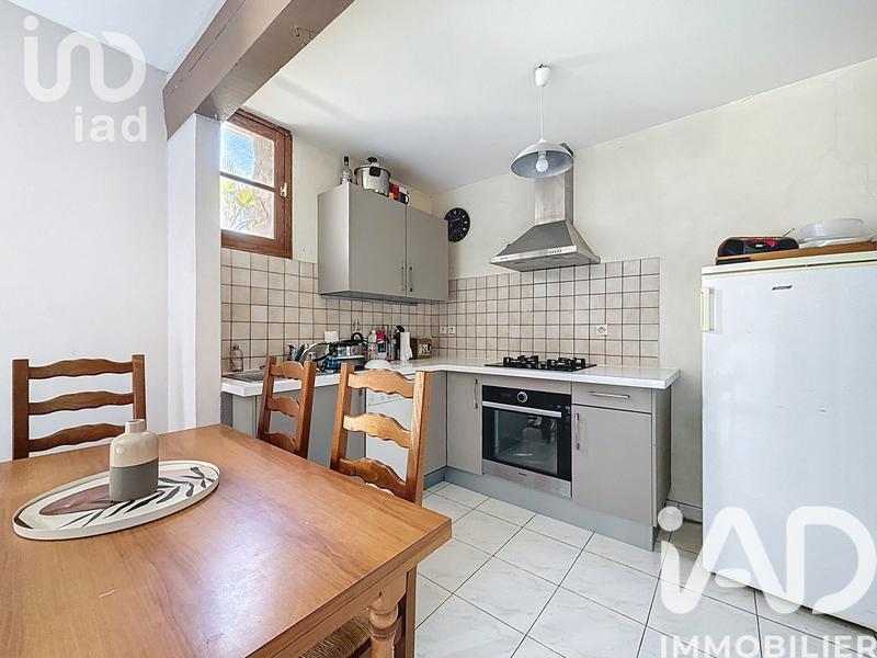 Maison - 227 m² - 10 pièces