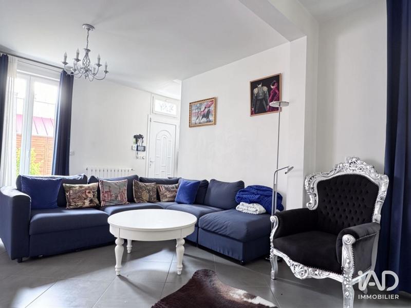 Maison - 117 m² - 6 pièces