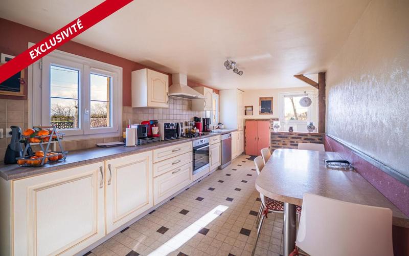 Maison - 90 m² - 4 pièces