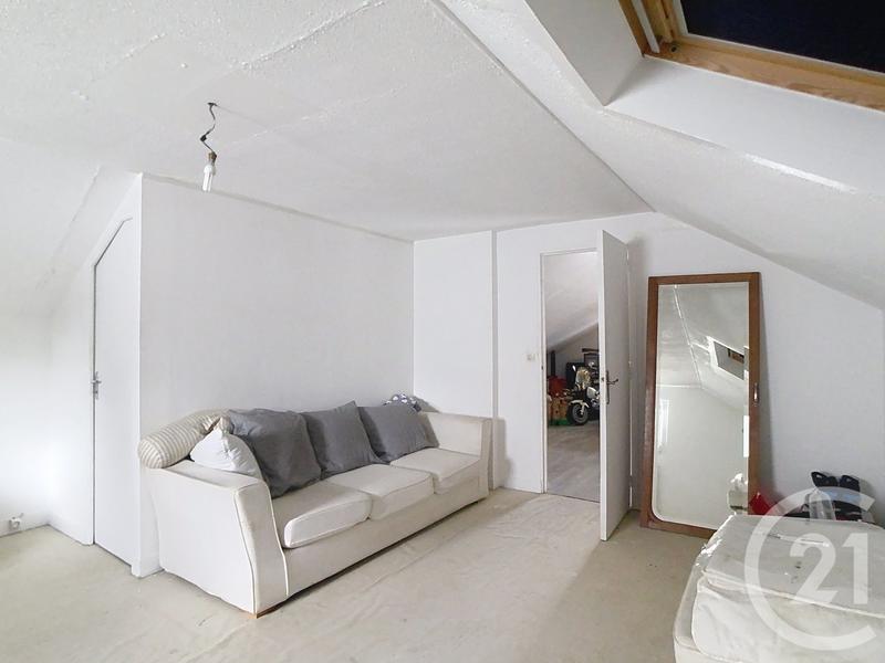 Maison - 117 m² - 6 pièces