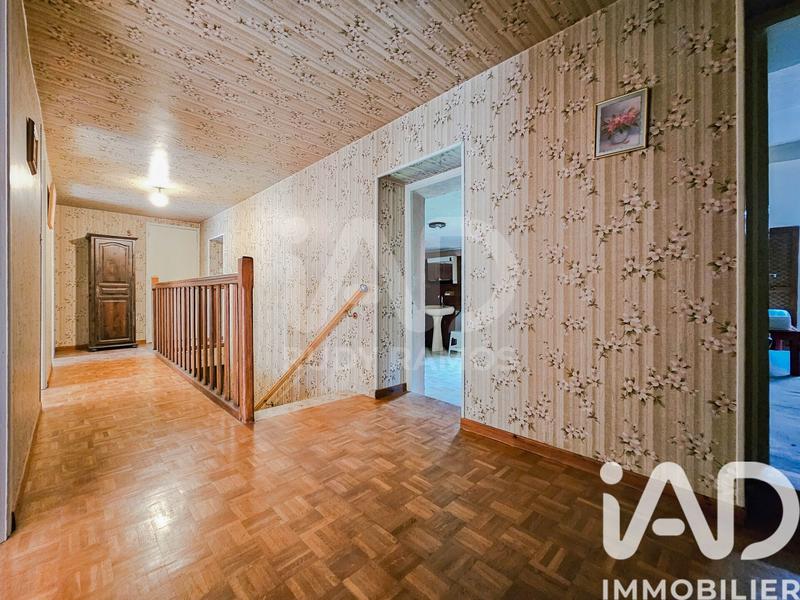 Maison - 318 m² - 7 pièces