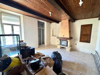 Immeuble - 186 m² - 8 pièces