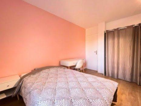 Appartement - 90 m² - 6 pièces