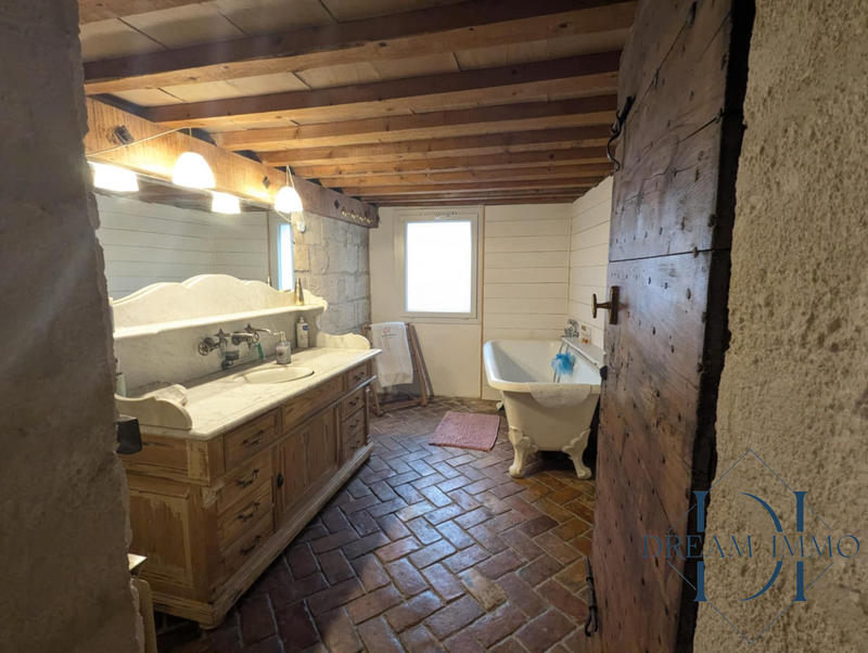 Maison ancienne - 145 m² - 5 pièces