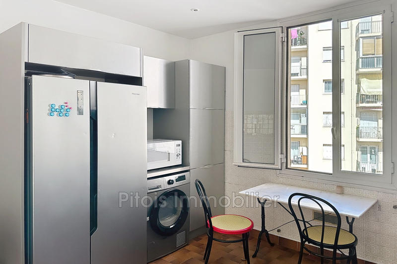 Appartement - 81 m² - 3 pièces