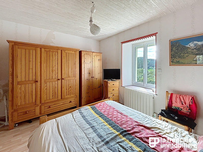 Maison - 96 m² - 5 pièces