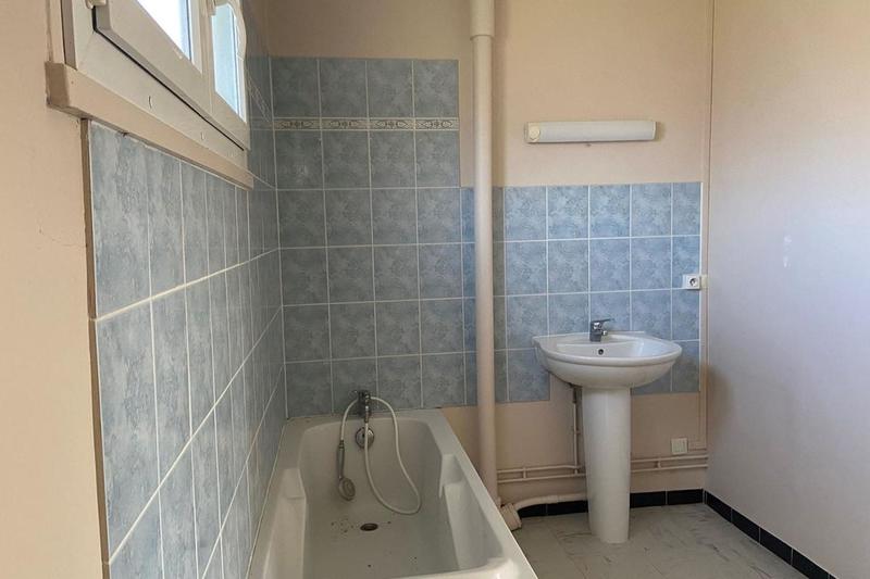 Appartement - 83 m² - 4 pièces