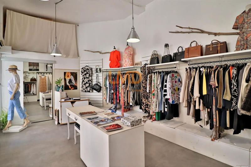 Local commercial - 28 m² - 1 pièce