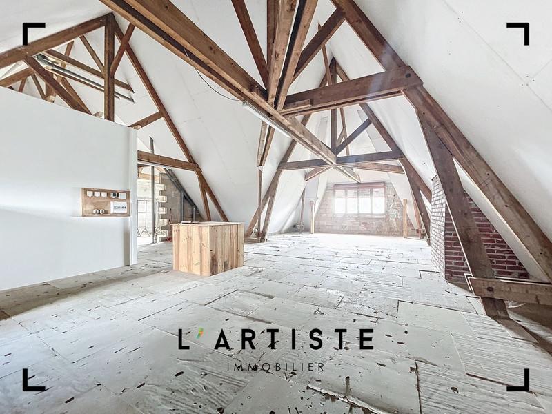 Maison - 209 m² - 6 pièces