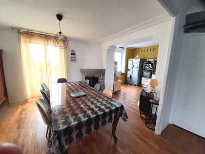 Maison - 156 m² - 6 pièces