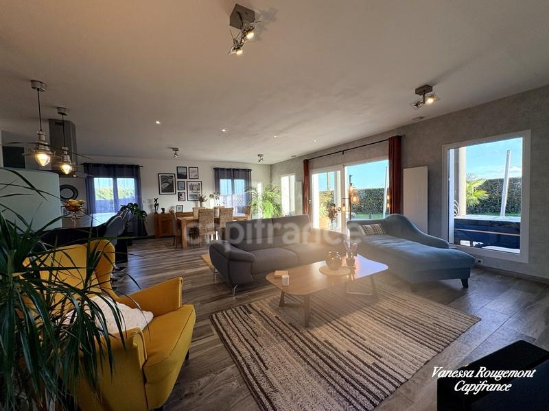 Maison - 168 m² - 6 pièces