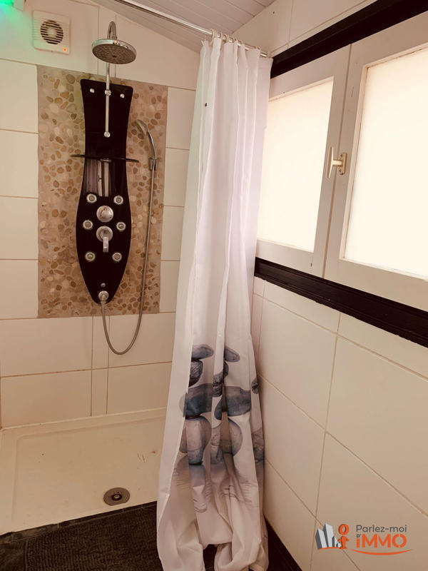 Villa - 172 m² - 8 pièces