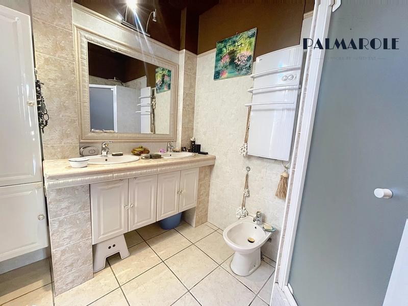 Appartement - 76 m² - 3 pièces