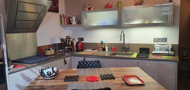 Appartement - 196 m² - 6 pièces