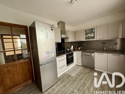 Maison - 107 m² - 4 pièces