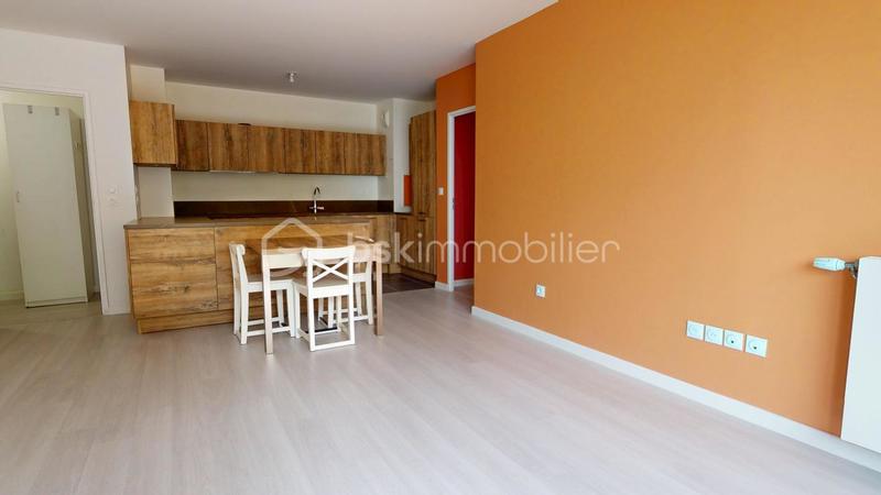 Appartement - 85 m² - 4 pièces