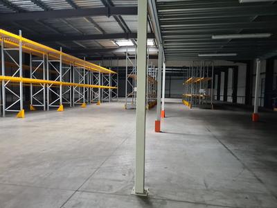 Entrepôt - 2 000 m²