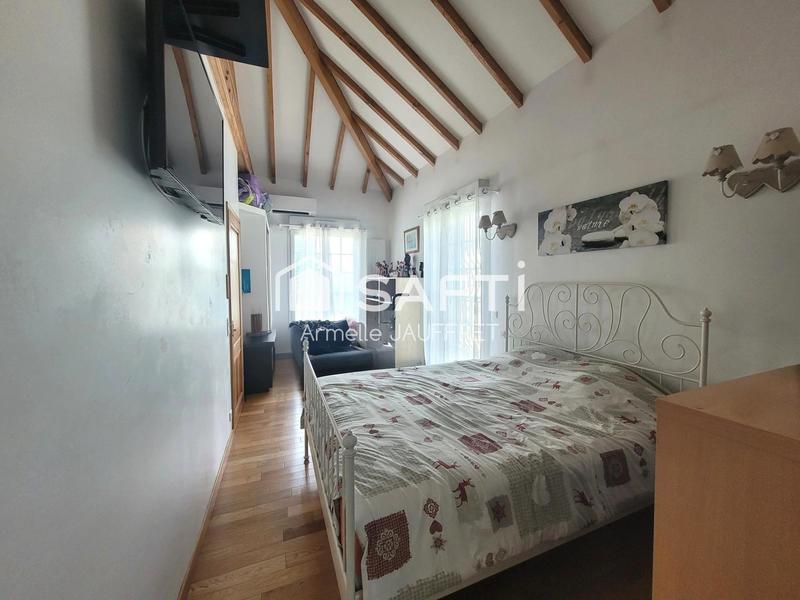 Maison - 158 m² - 6 pièces