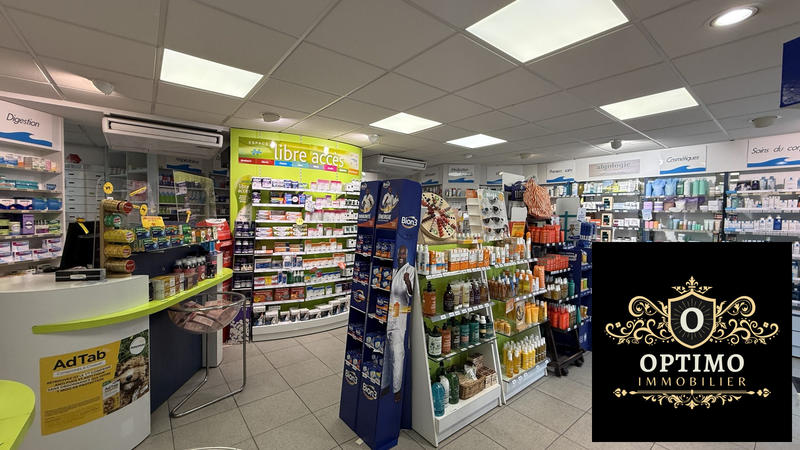 Magasins - 180 m² - 3 pièces