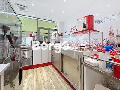 Fonds de commerce - 49 m²